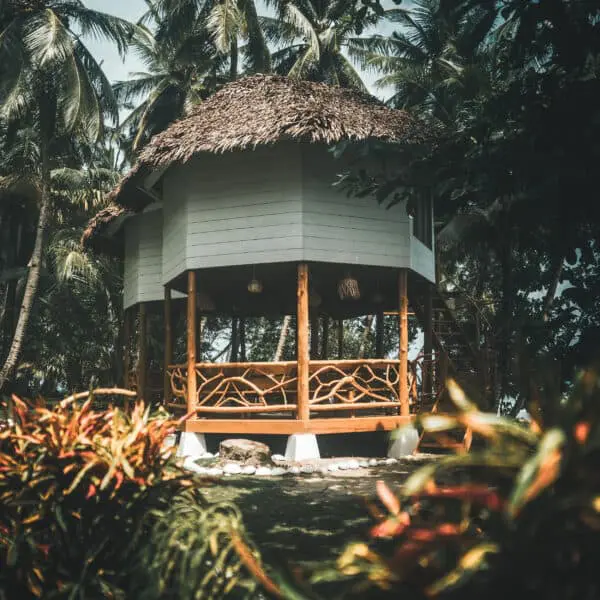 driftwood mentawai surf camp mentawais ments ebays beach bungalow 2