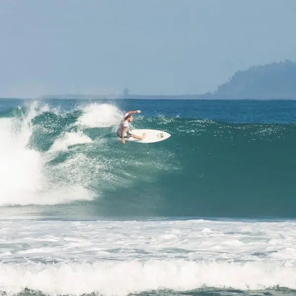 mentawai surf camp driftwood mentawai surfing indonesia mentawais
