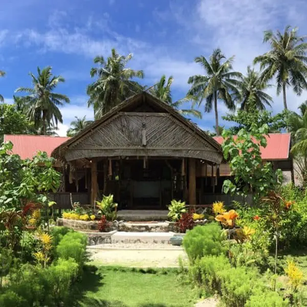 mentawai surf camp the shadow mentawai islands surfing indonesia