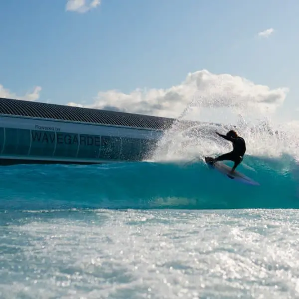 the wave bristol wavepool uk surfing surf barrel-2