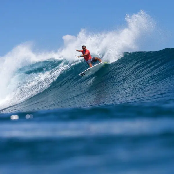 adaaran hudhuranfushi lohis maldives surf resort north male atoll stoked surf adventures luxury surf trip