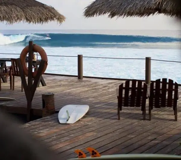 adaaran select hudhuranfushi surf resort maldives lohis cokes 9