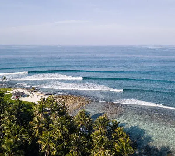 niyama private island maldives surf resort vodi surfing