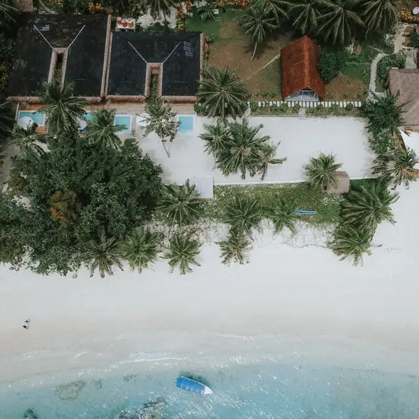 surfing hts mentawai surf resort lances right hollow trees resort mentawai islands