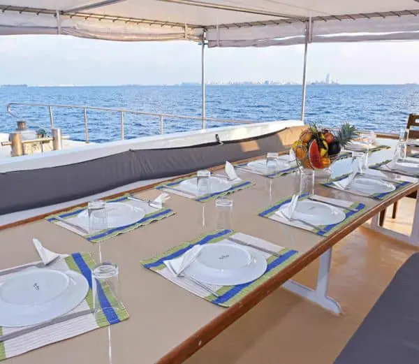 horizon 2 maldives surf charter boat