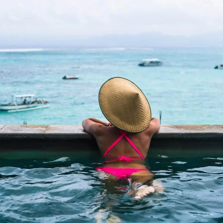 nusa lembongan surf trip surf camp mojo surf learn to surf bali indonesia