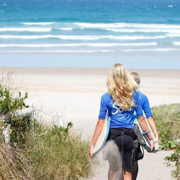 byron bay surf camp surf and stay soul surf the surf house australia learn to surf