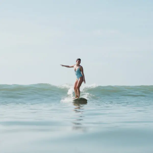 xanadu surf camp lombok learn to surf retreat longboard