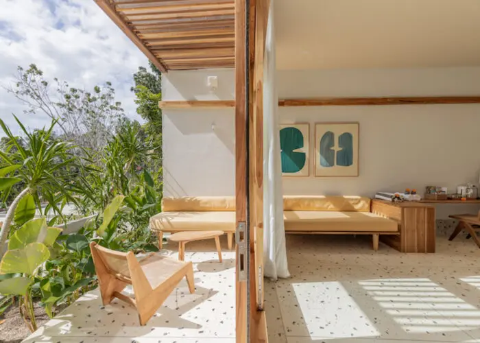 xanadu surf camp lombok learn to surf retreat longboard