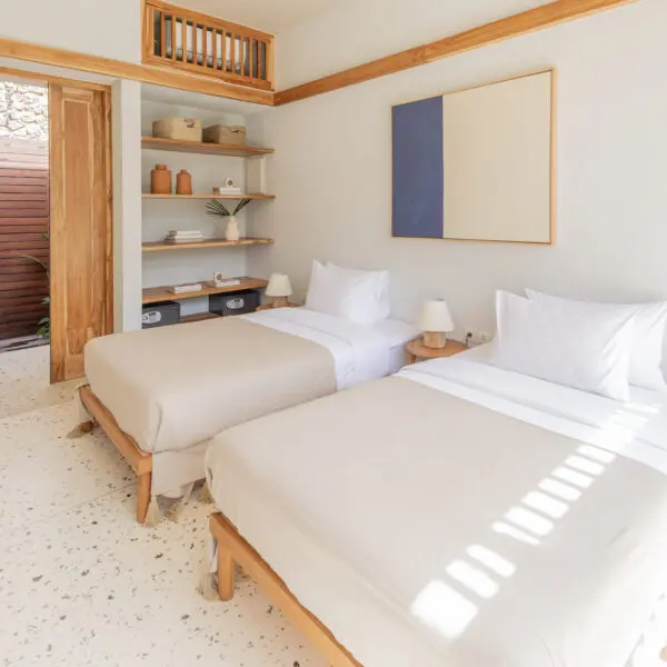 xanadu surf camp lombok learn to surf retreat longboard