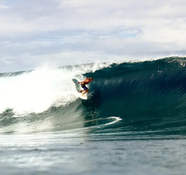 fiji surf resort fiji surf trip waidroka bay resort stoked surf adventures