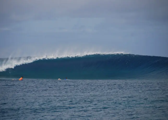 fiji surf resort fiji surf trip waidroka bay resort stoked surf adventures