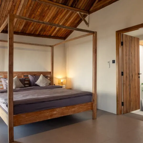 Mandiri Beach Club — All-Inclusive Surf Camp, Krui, South Sumatra