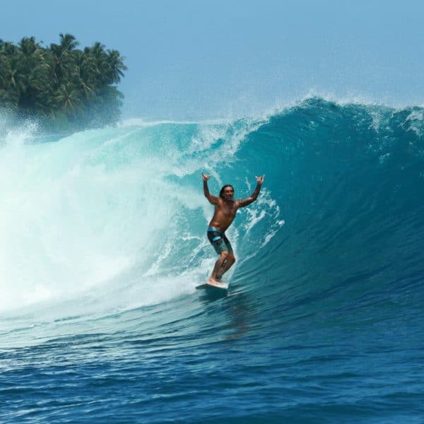 beng bengs surf camp mentawai islands surfing
