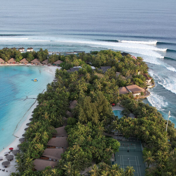 Cinnamon Dhonveli Maldives Surf Resort Surf Pasta Point