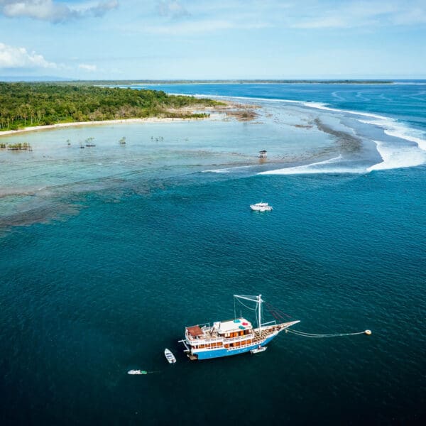 maki boat mentawai surf charter padang indonesia luxury private charter stoked surf adventures