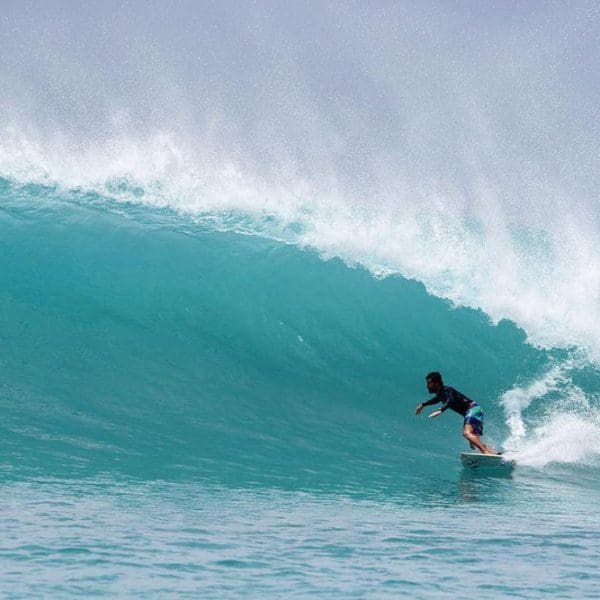mentawai surf camp the shadow mentawai islands surfing indonesia