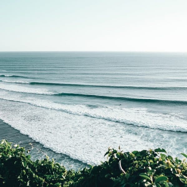 best bali surf spots uluwatu padang keramas canggu medewi