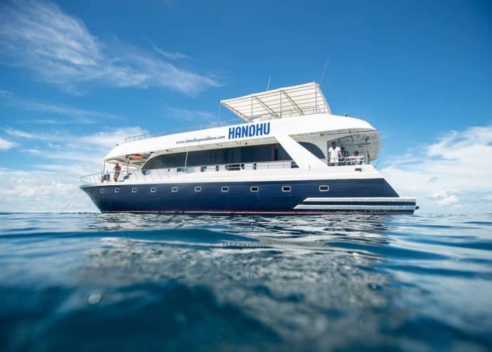 island hop handu maldives surf charter private stoked surf adventures