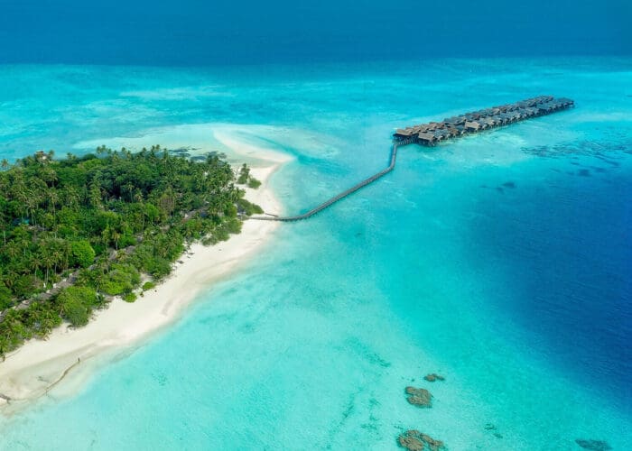 adaaran hudhuranfushi lohis maldives surf resort north male atoll stoked surf adventures luxury surf trip