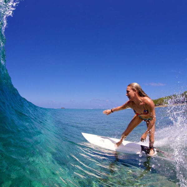 adaaran hudhuranfushi lohis maldives surf resort north male atoll stoked surf adventures luxury surf trip