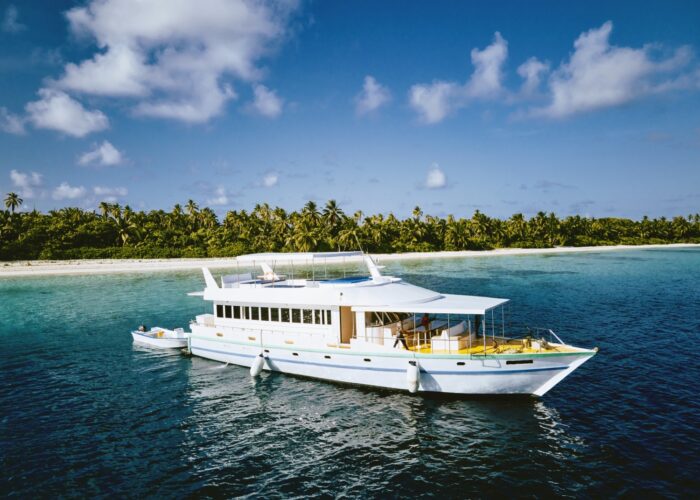 horizon 2 maldives surf charter boat stoked surf adventures