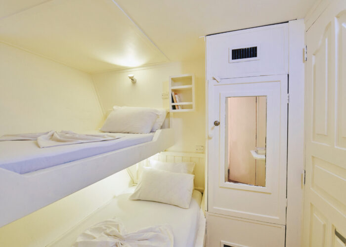 horizon 2 maldives surf charter boat stoked surf adventures