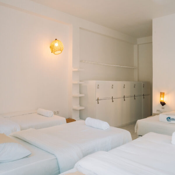 the surfer weligama surf camp learn to surf sri lanka stoked surf adventures 2