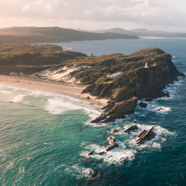 australian surf bus surf camp learn to surf east coast australia sydney brisbane byron bay gold coast urbnsurf